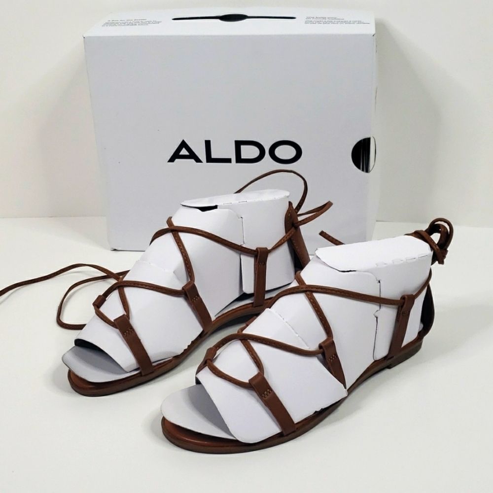 Aldo saddles